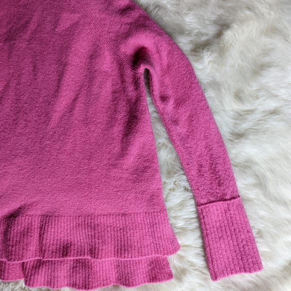 EUC J. Crew Side Slit Supersoft Turtleneck Sweater in Intense Pink - Picture 7 of 16
